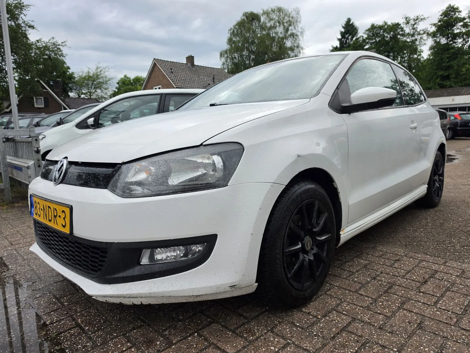 Volkswagen Polo (2010) — foto 1