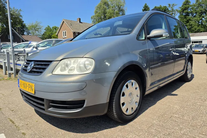 Volkswagen Touran (2004)