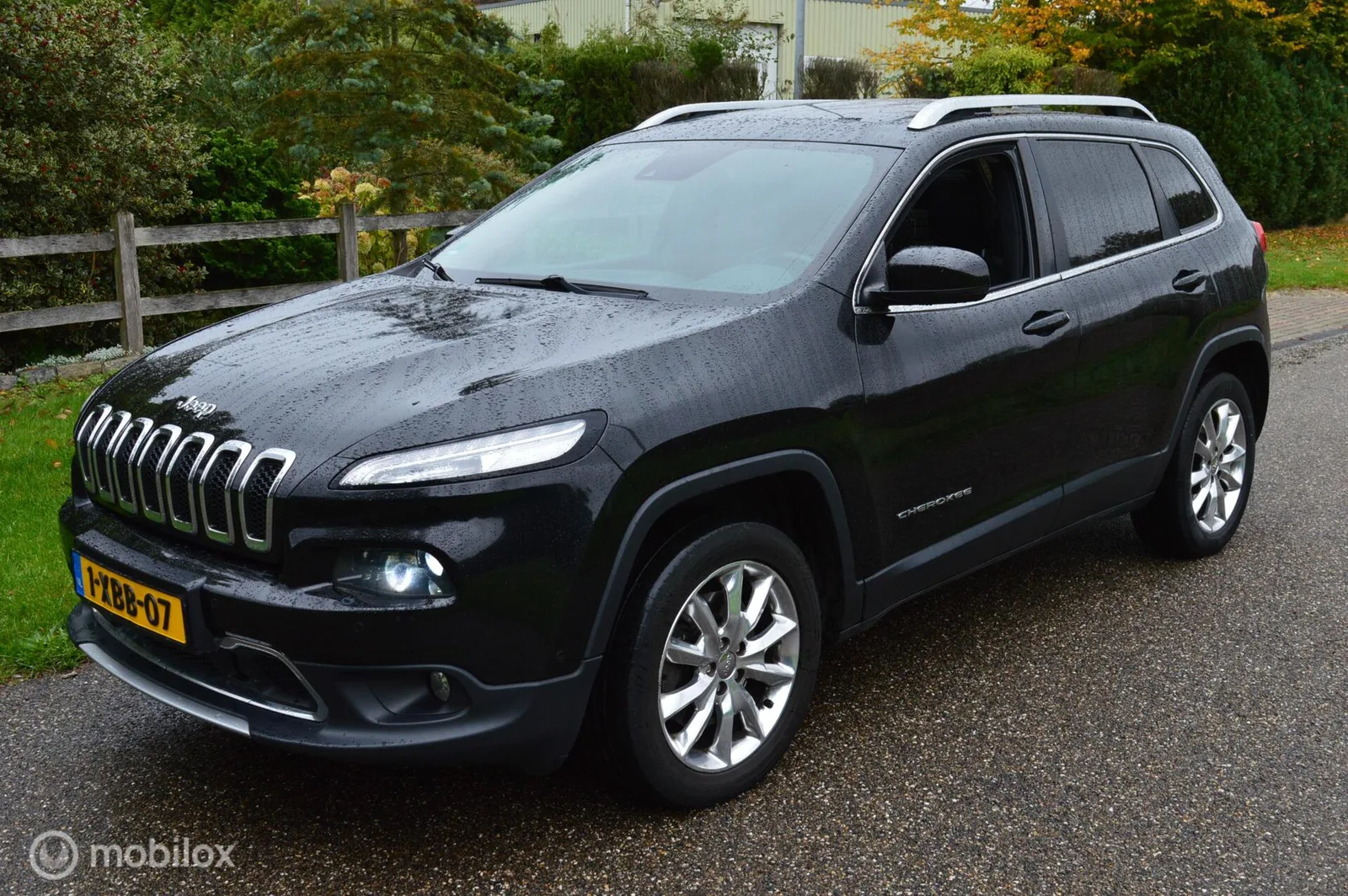 Jeep Cherokee (2014) — foto 1
