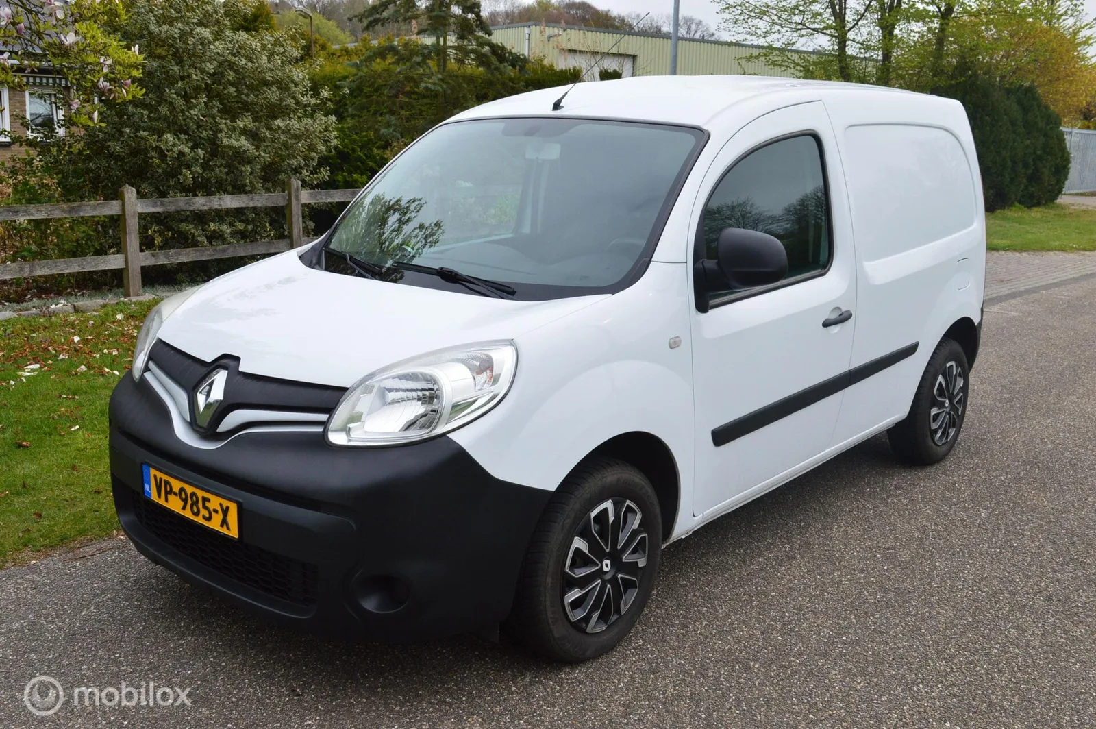Renault Kangoo (2015) — foto 1