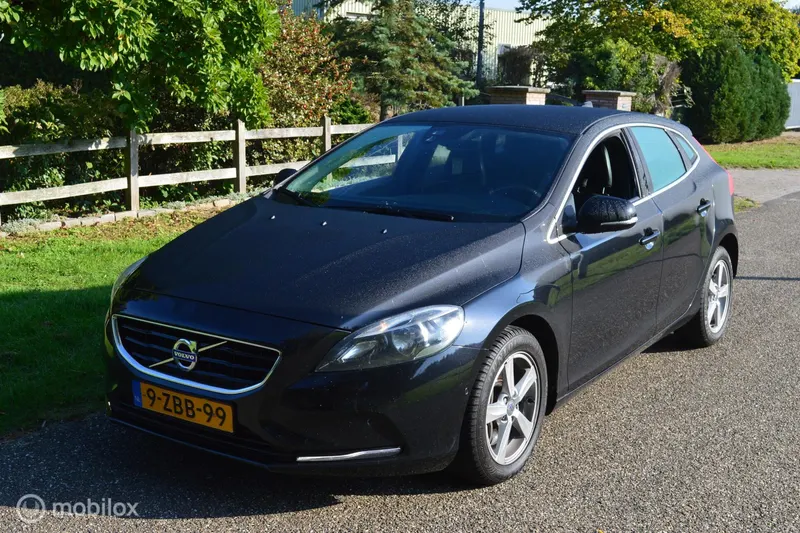 Volvo V40 (2014)