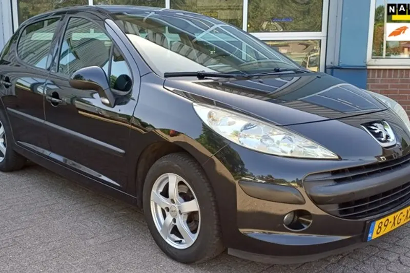 Peugeot 207 (2007)