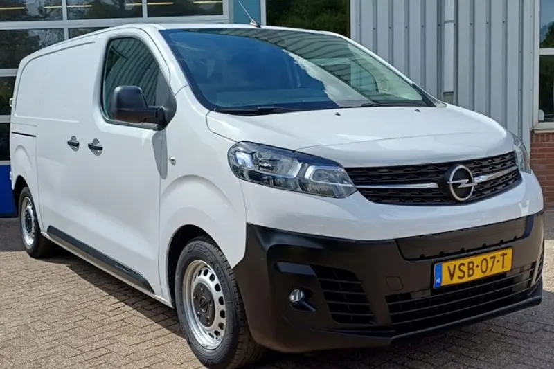 Opel Vivaro-e (2022)