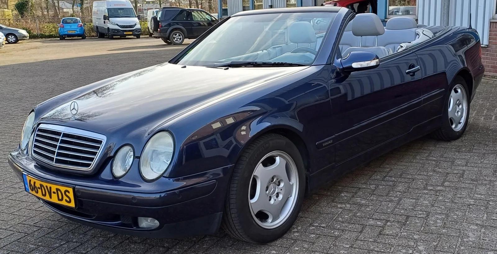 Mercedes-Benz CLK-Klasse (2000) — foto 1