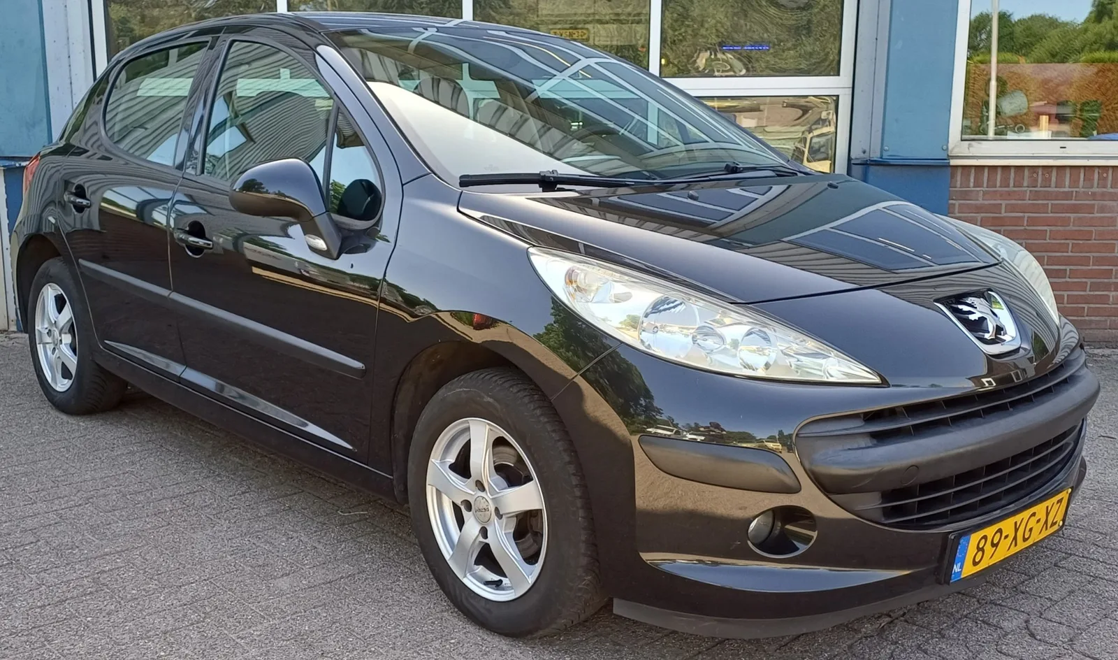 Peugeot 207 (2007) — foto 1