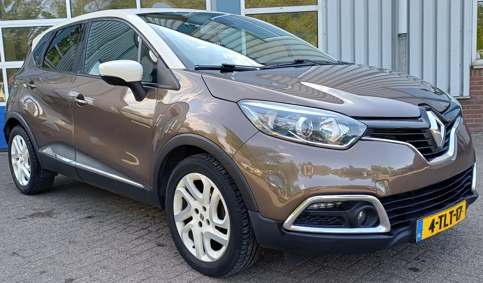 Renault Captur (2014) — foto 1