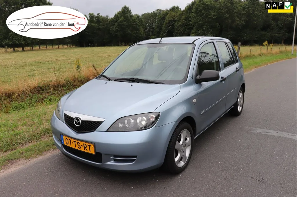 Mazda 2 (2007) — foto 1