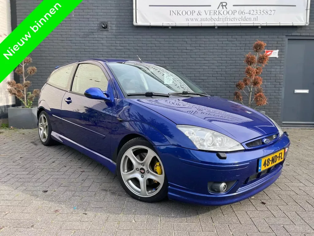Ford Focus (2003) — foto 1