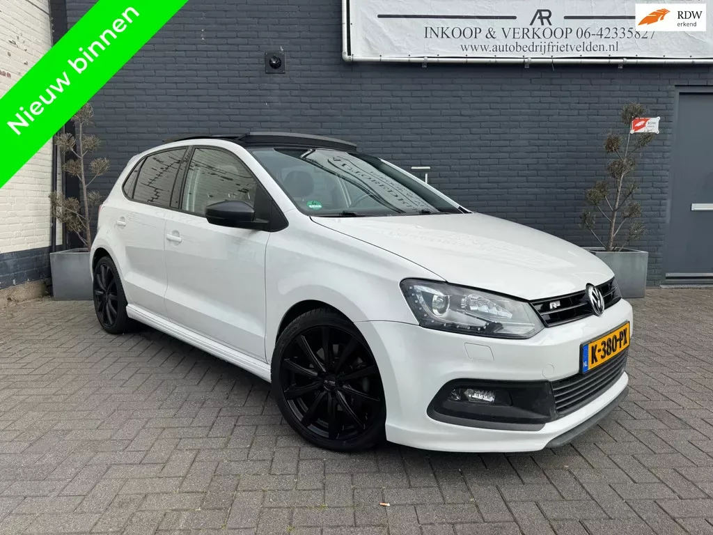 Volkswagen Polo (2013) — foto 1