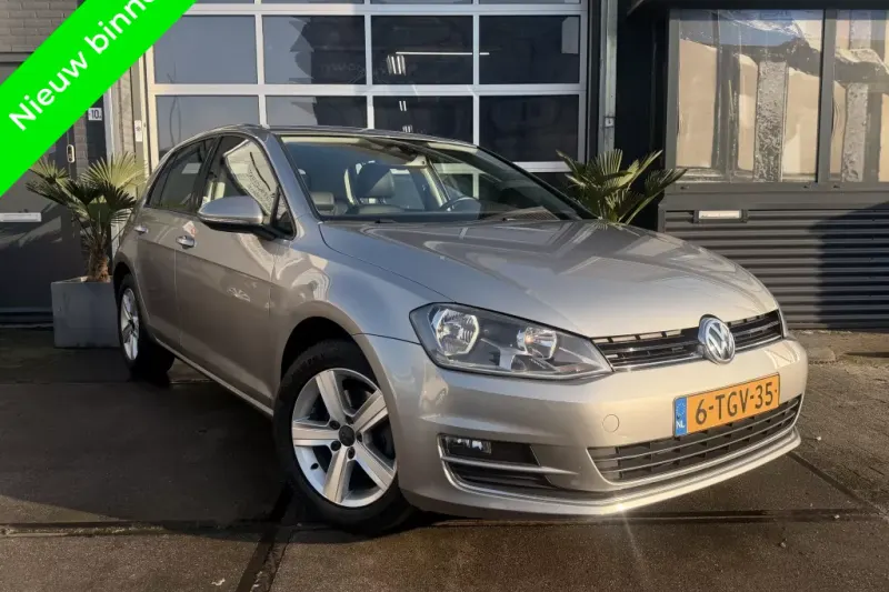Volkswagen Golf (2014)