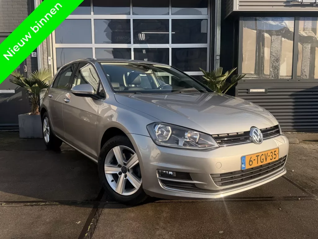 Volkswagen Golf (2014) — foto 1
