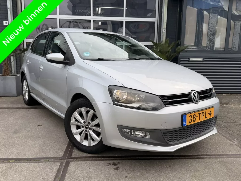 Volkswagen Polo (2012) — foto 1