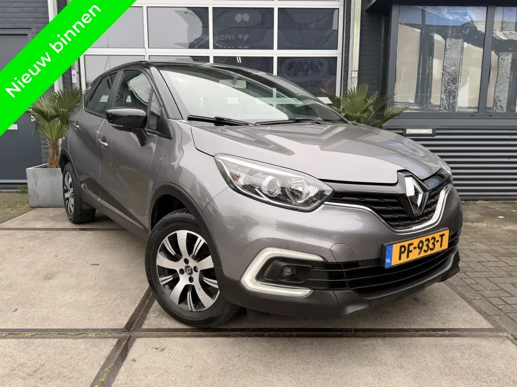 Renault Captur (2017) — foto 1