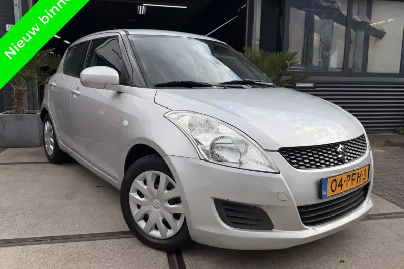 Suzuki Swift (2011)