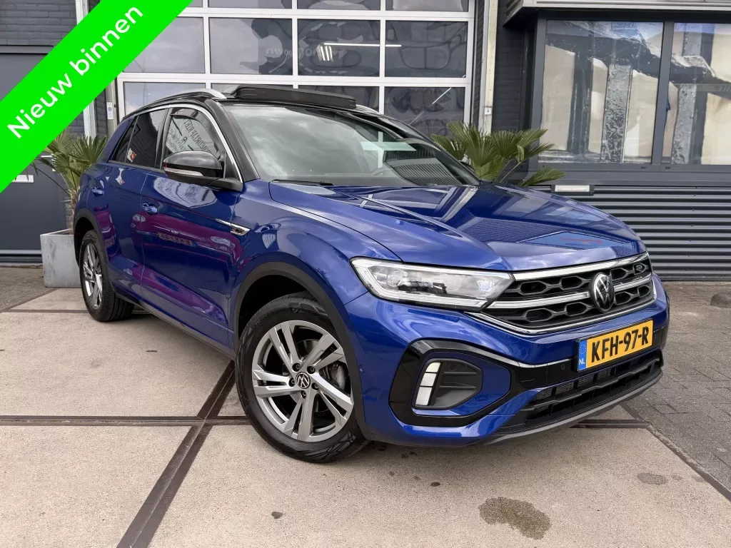 Volkswagen T-Roc (2023) — foto 1