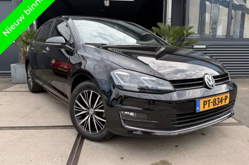 Volkswagen Golf (2017)