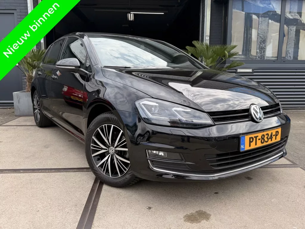 Volkswagen Golf (2017) — foto 1
