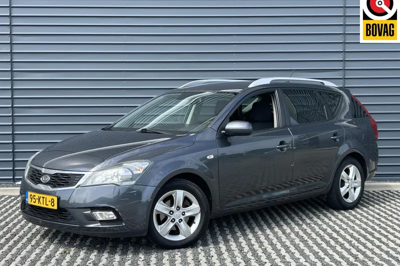 Kia Cee'd (2010)