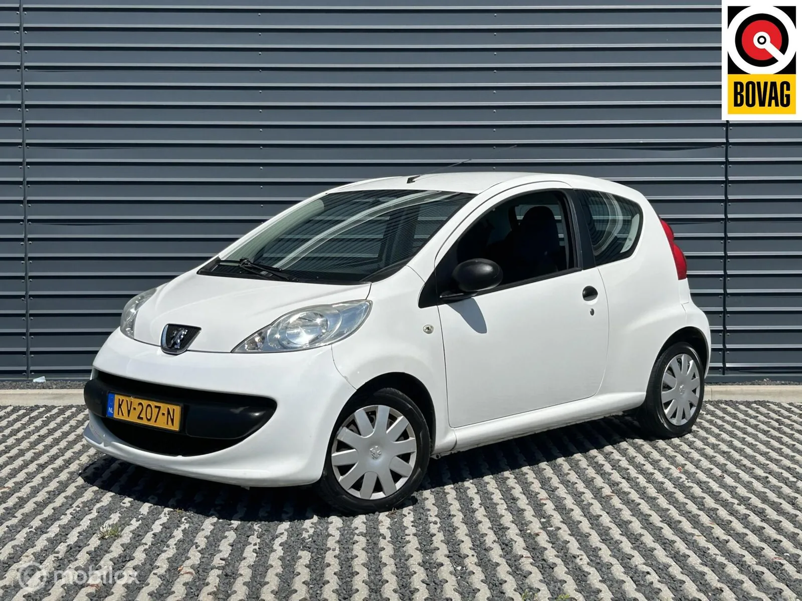 Peugeot 107 (2007) — foto 1