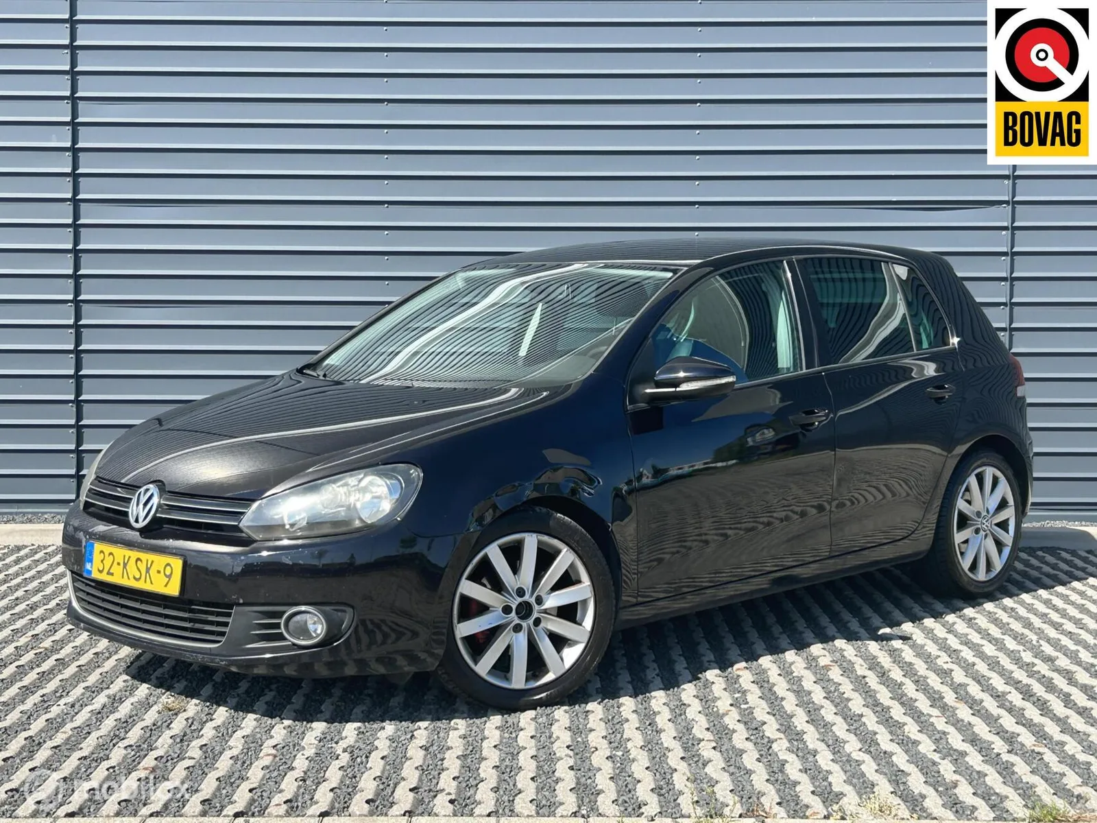 Volkswagen Golf (2010) — foto 1