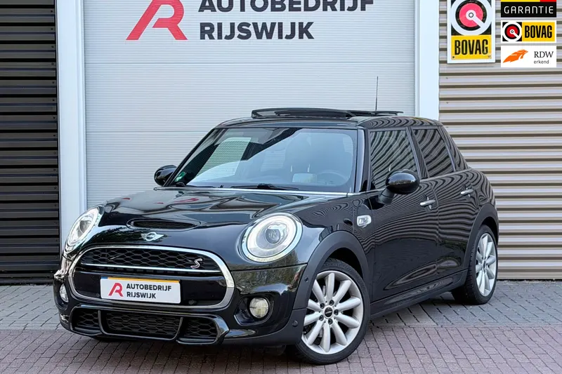 MINI Cooper S (2015)