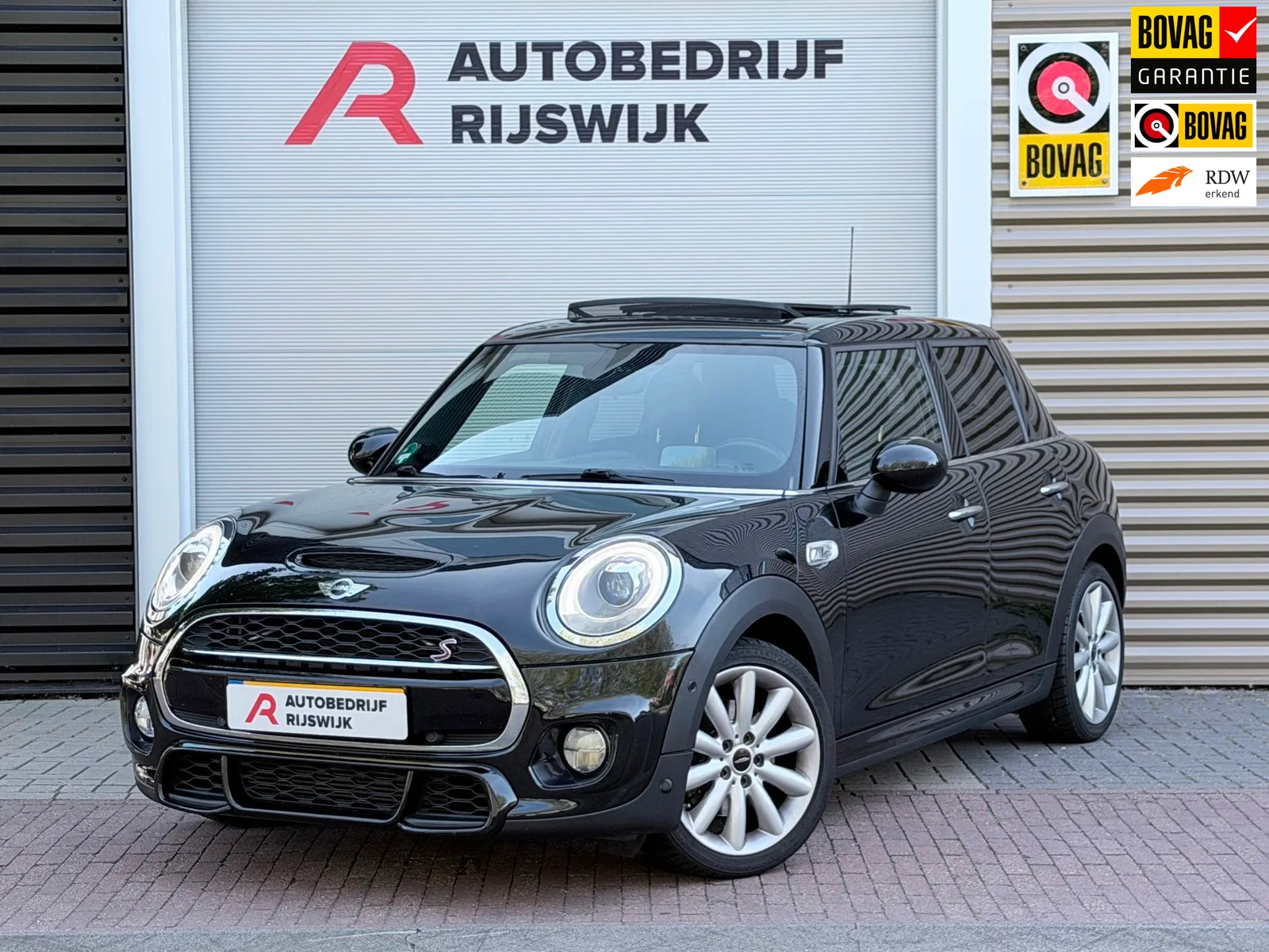 MINI Cooper S (2015) — foto 1