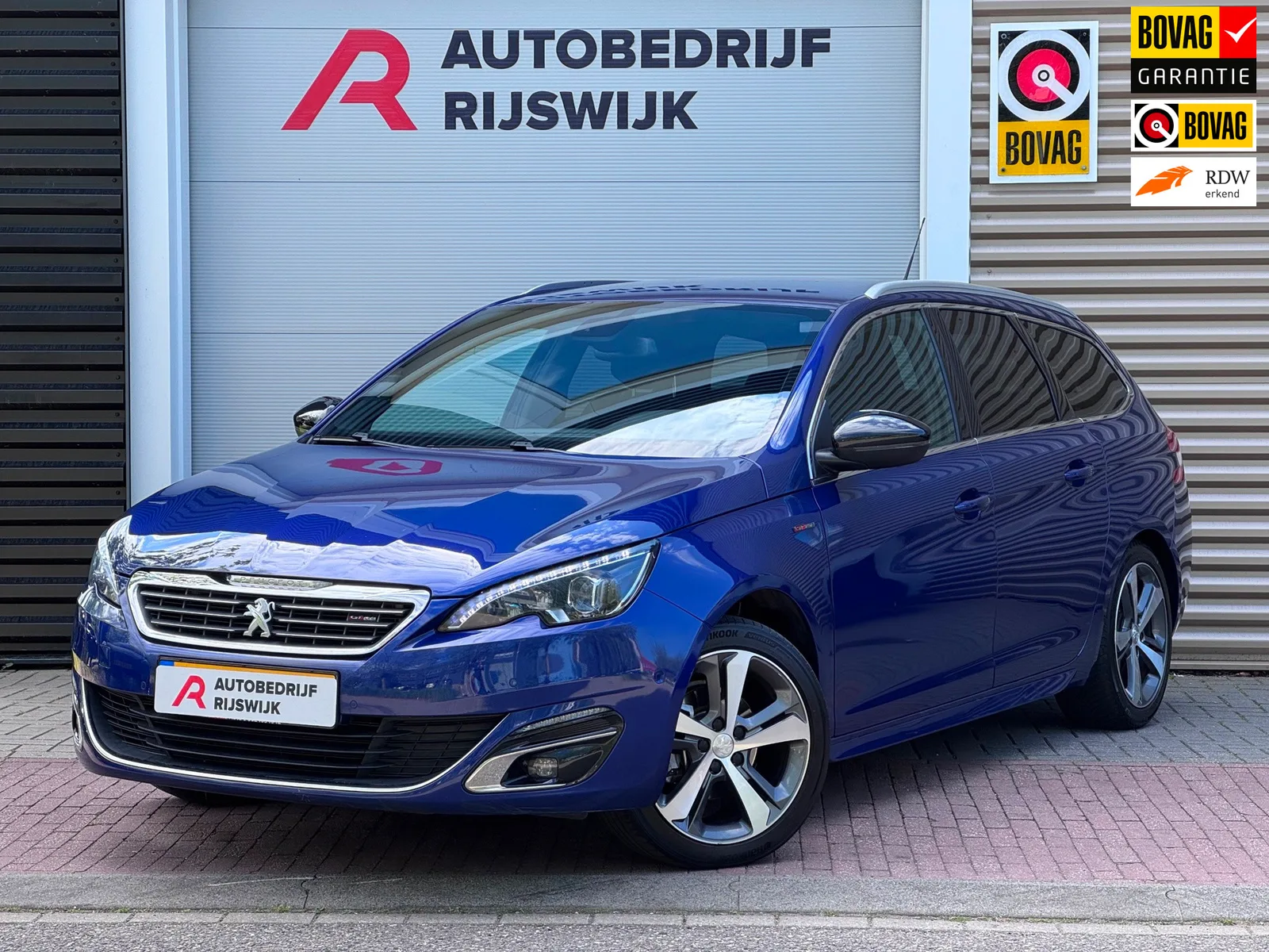 Peugeot 308 (2017) — foto 1
