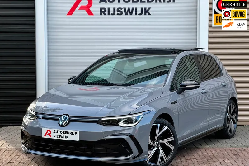Volkswagen Golf (2024)