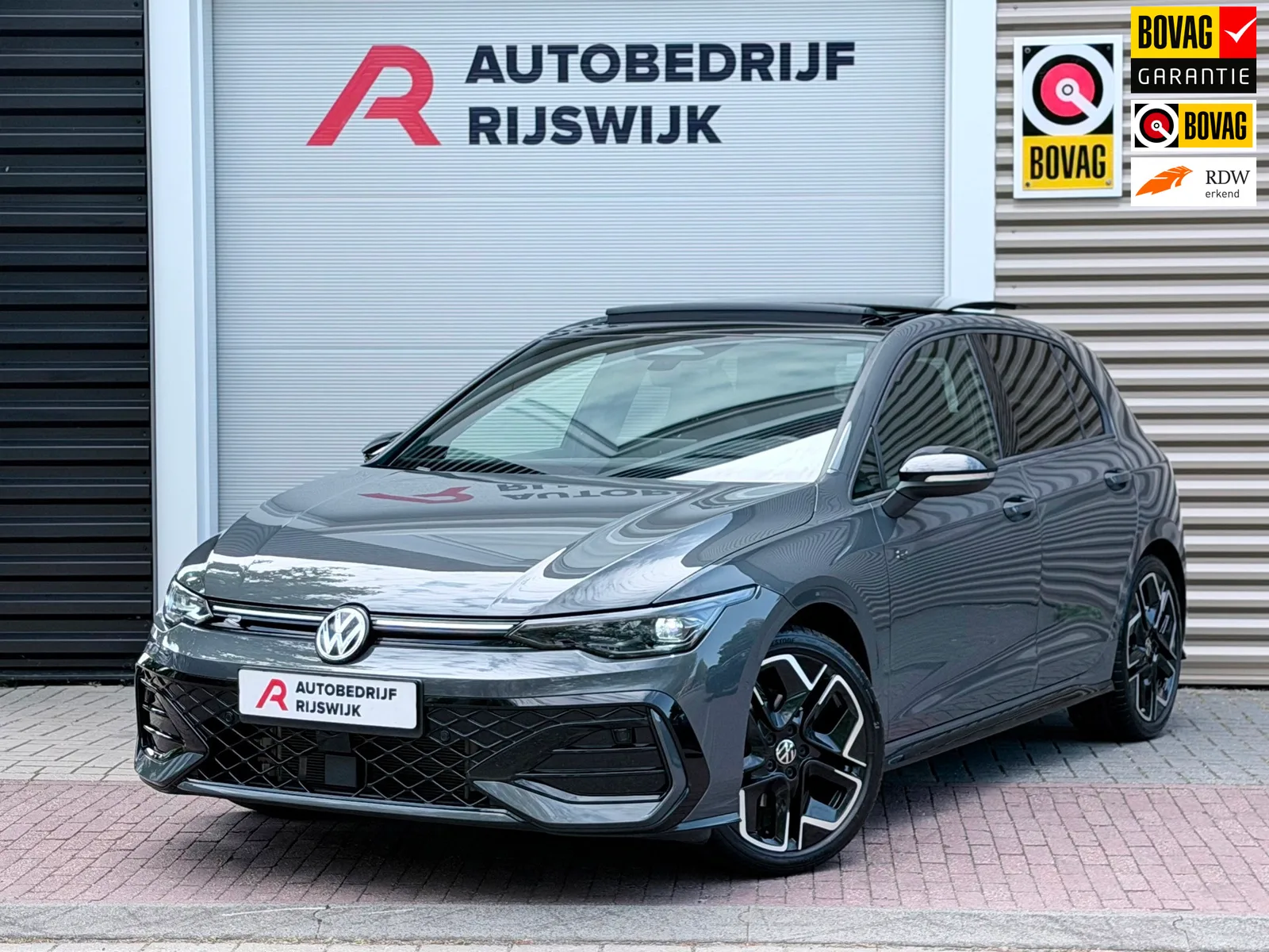 Volkswagen Golf (2025) — foto 1