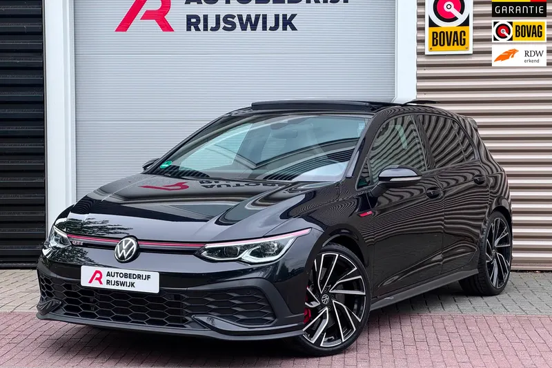 Volkswagen Golf (2022)