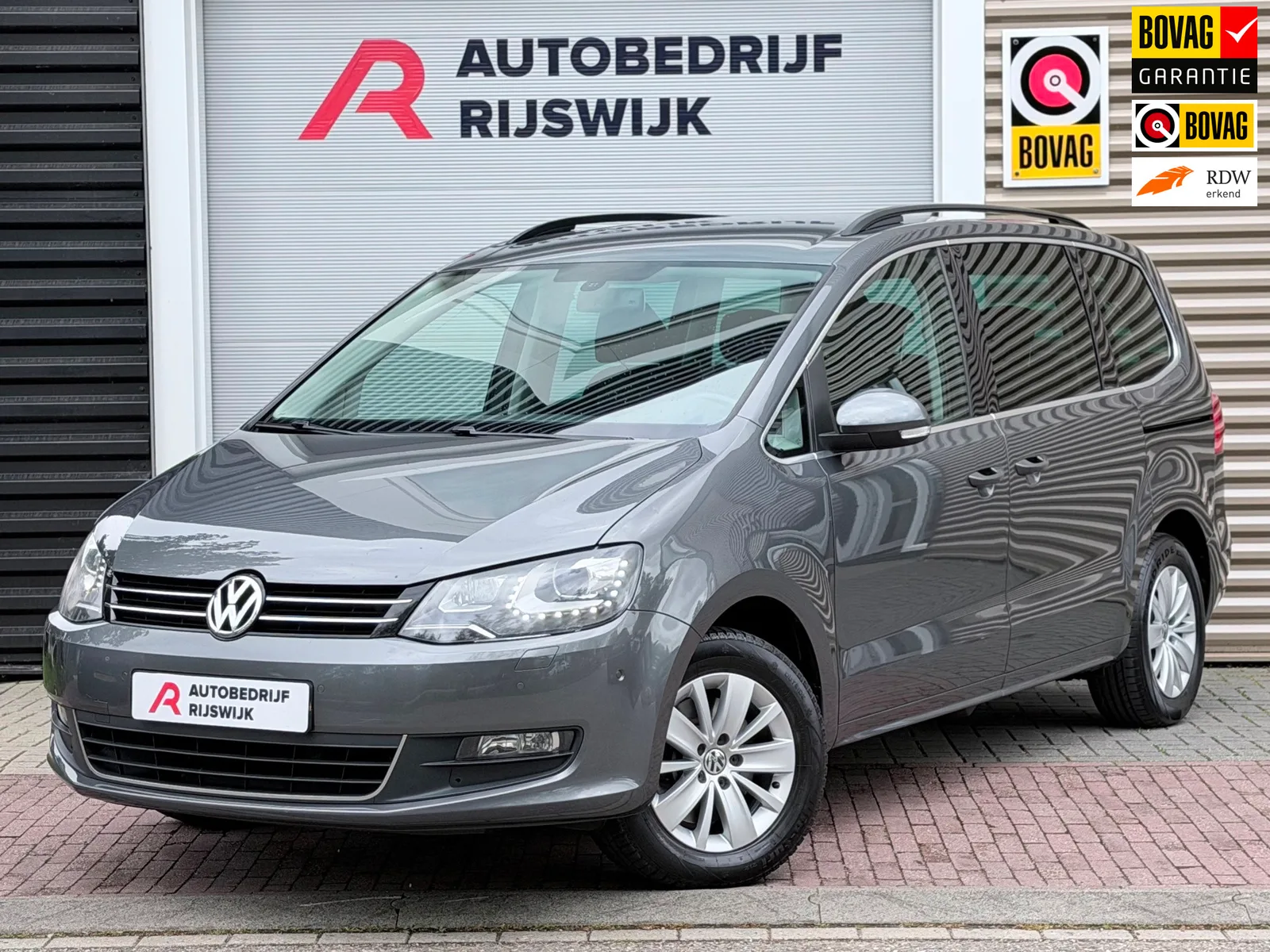 Volkswagen Sharan (2011) — foto 1