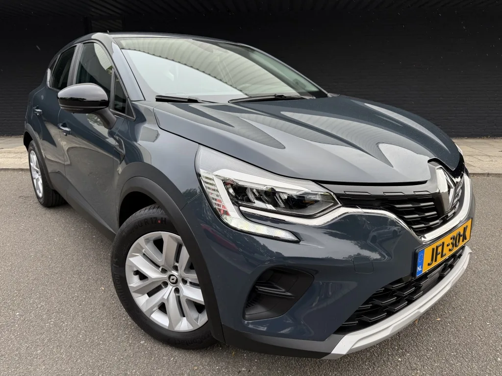 Renault Captur (2021) — foto 1