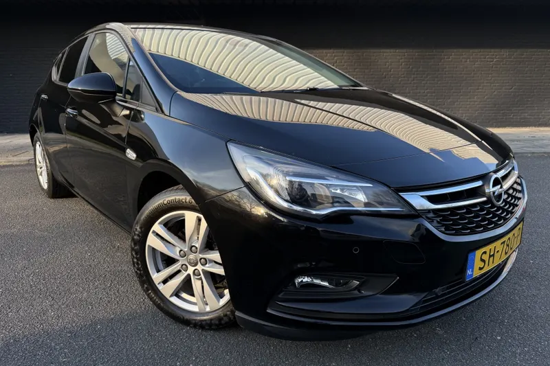 Opel Astra (2017)