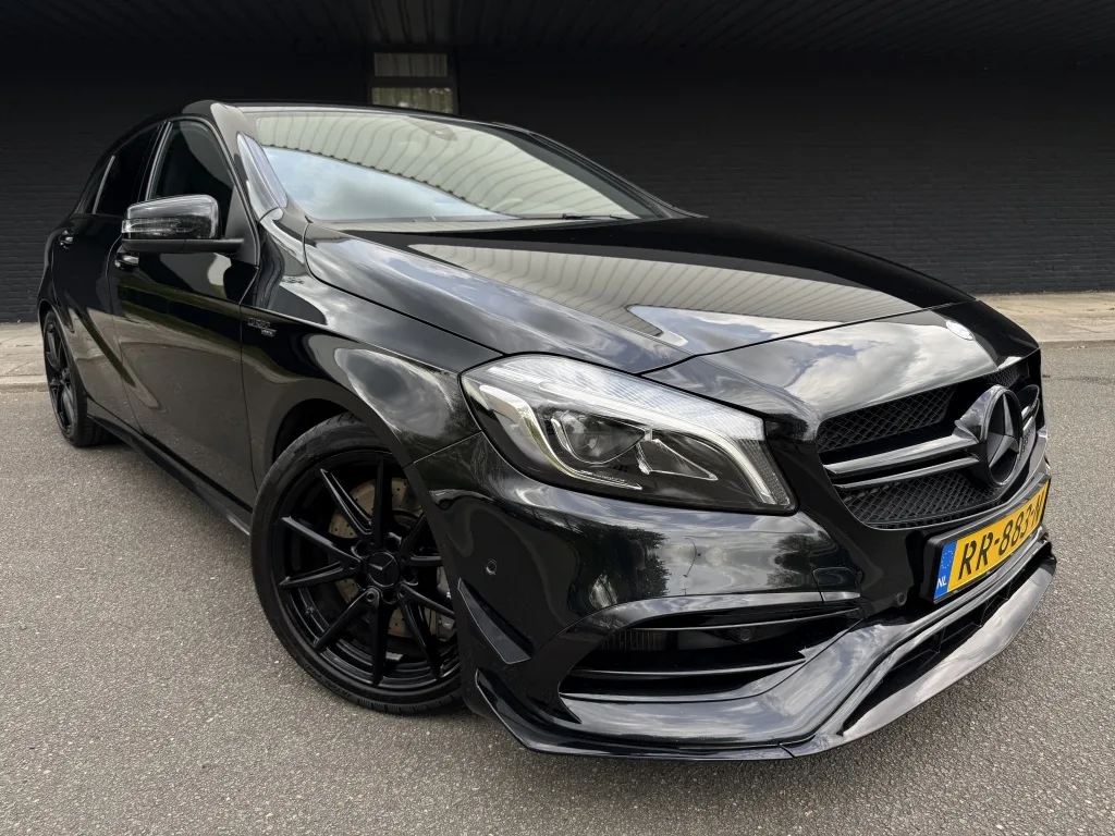 Mercedes-Benz A-Klasse (2016) — foto 1