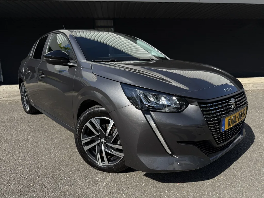 Peugeot 208 (2024) — foto 1