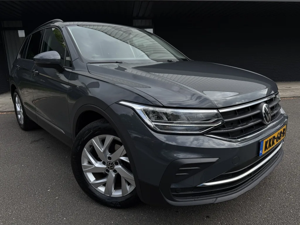 Volkswagen Tiguan (2021) — foto 1