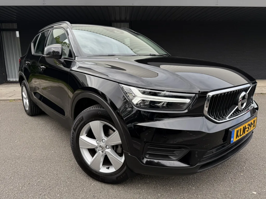 Volvo XC40 (2020) — foto 1