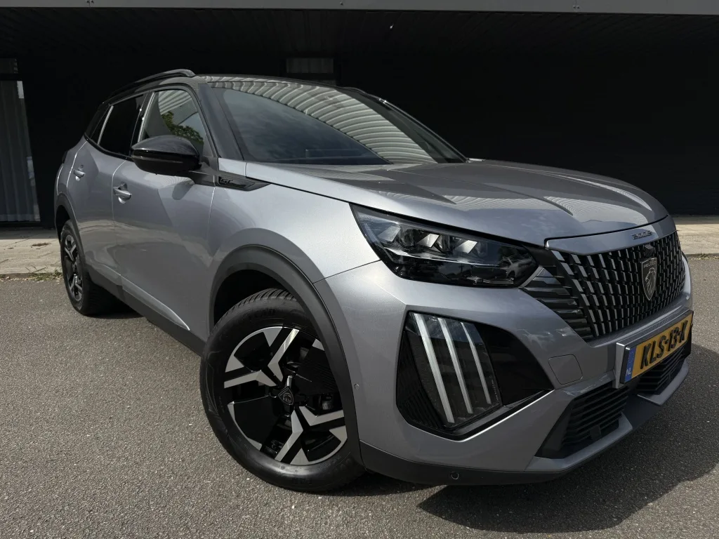 Peugeot 2008 (2025) — foto 1