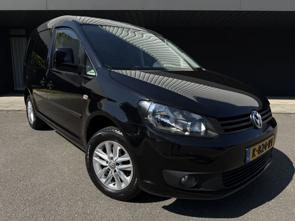 Volkswagen Caddy (2016) — foto 1