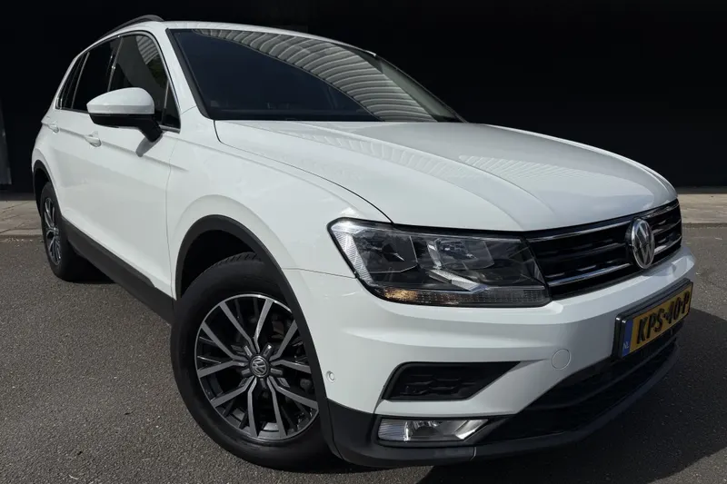 Volkswagen Tiguan (2016)