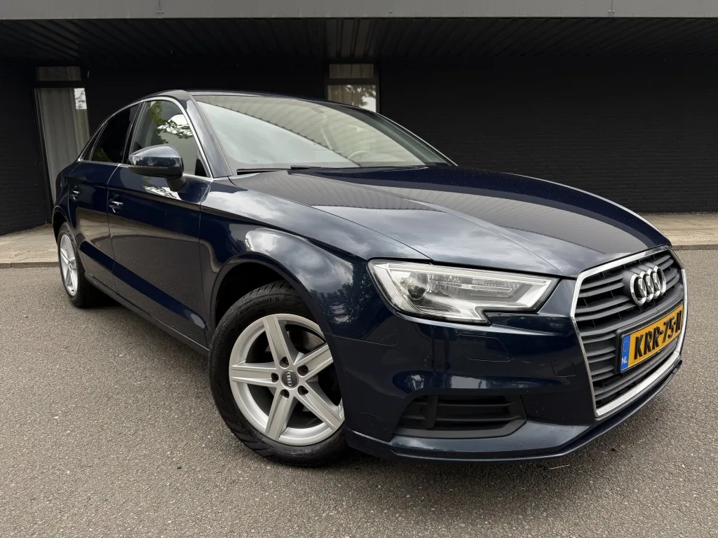 Audi A3 (2017) — foto 1