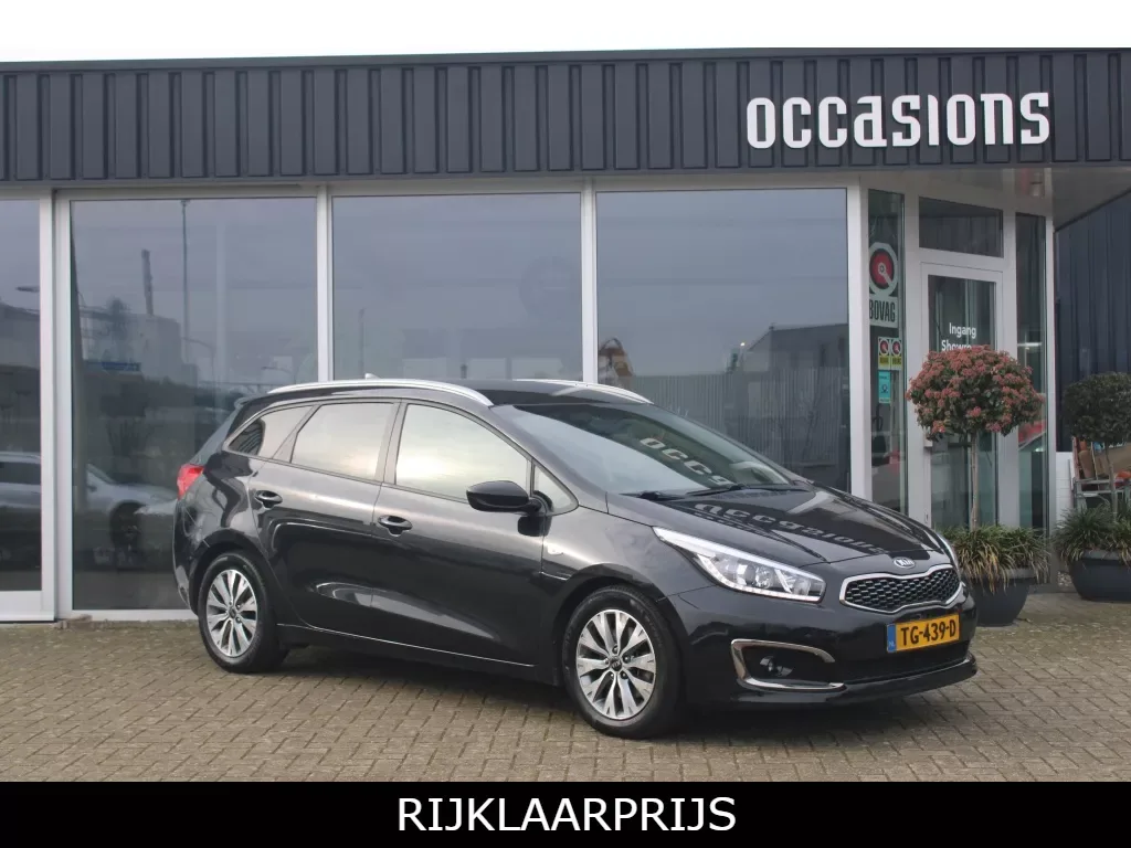 Kia Cee'd (2018) — foto 1