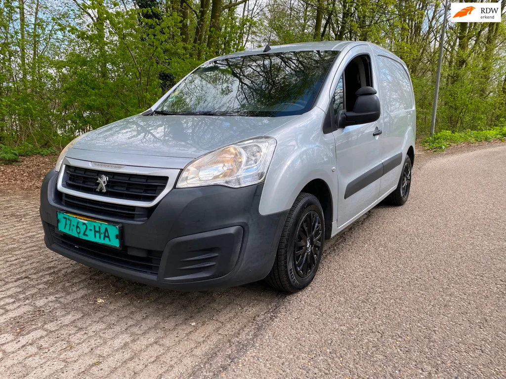Peugeot Partner (2017) — foto 1