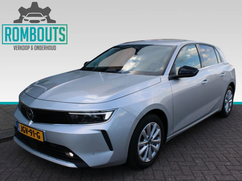 Opel Astra (2023) — foto 1