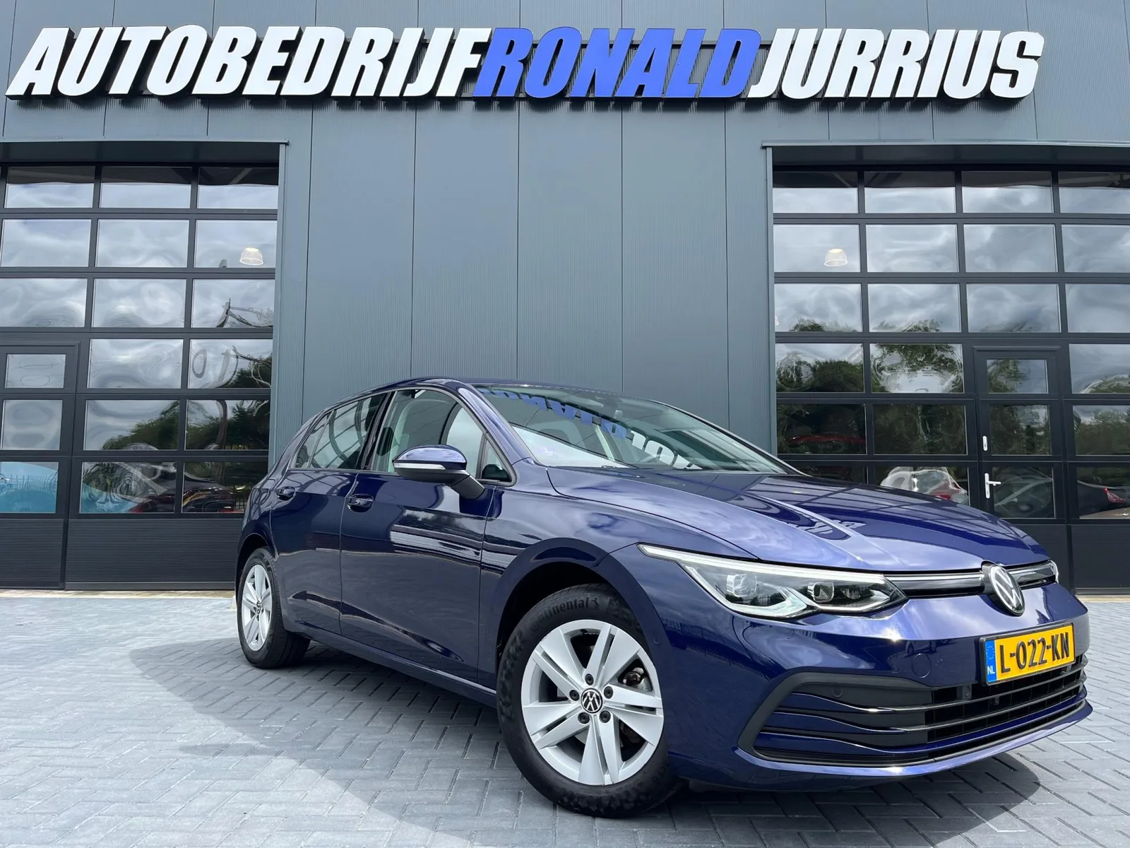 Volkswagen Golf (2021) — foto 1