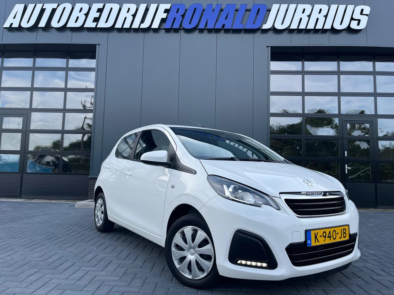 Peugeot 108 (2021) — foto 1