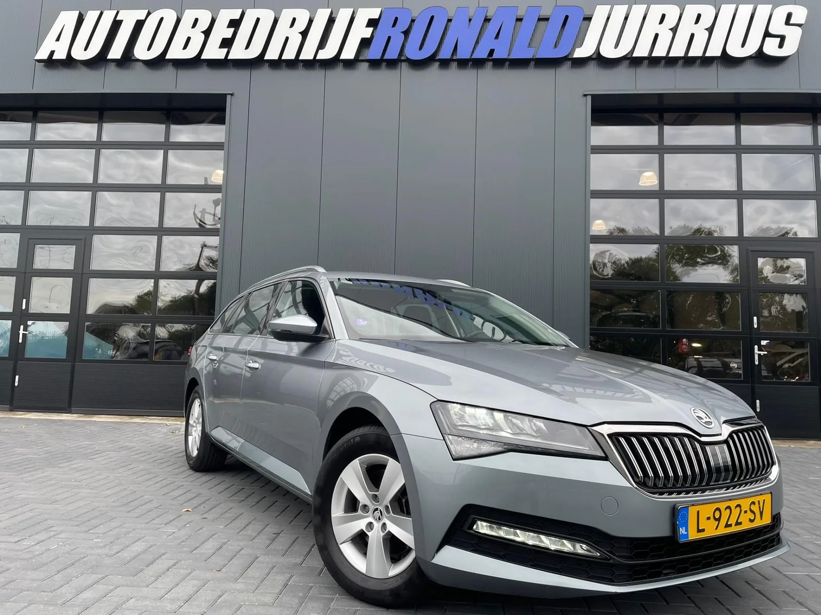Škoda Superb (2021) — foto 1