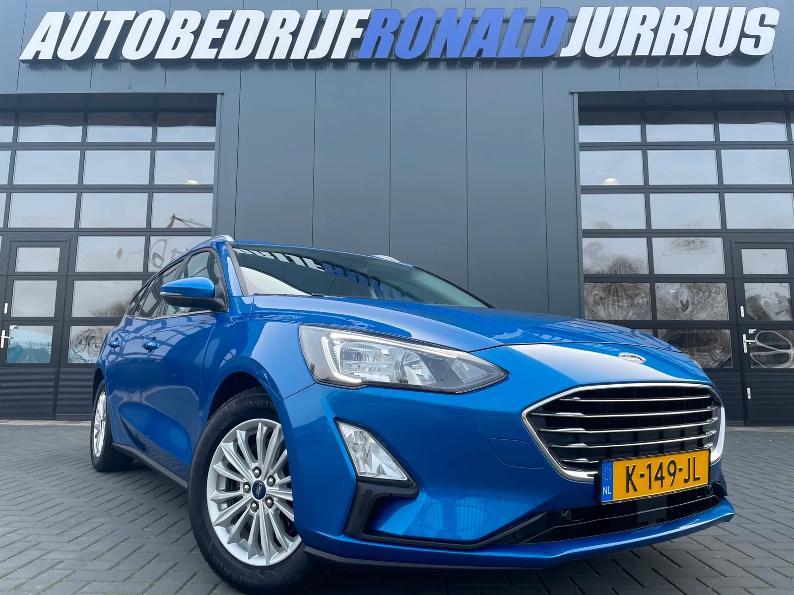Ford Focus (2021) — foto 1