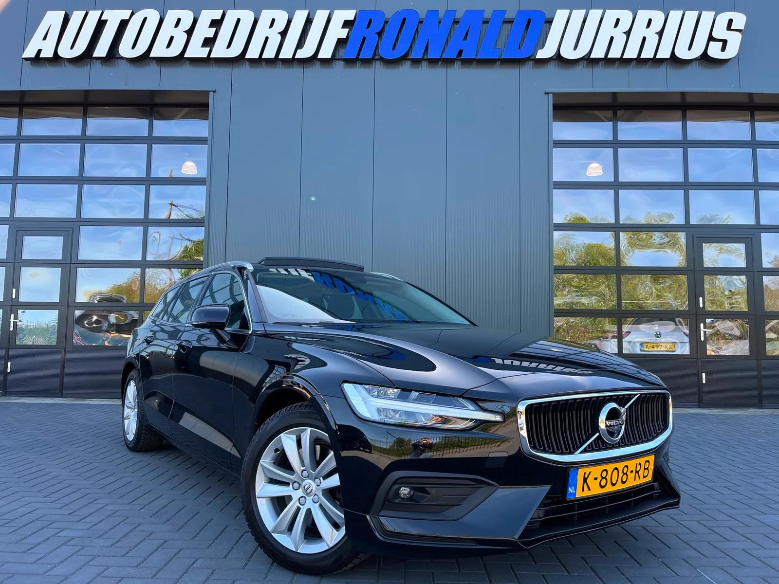 Volvo V60 (2021) — foto 1