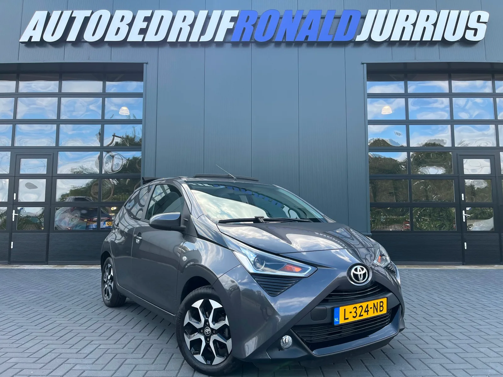 Toyota Aygo (2021) — foto 1
